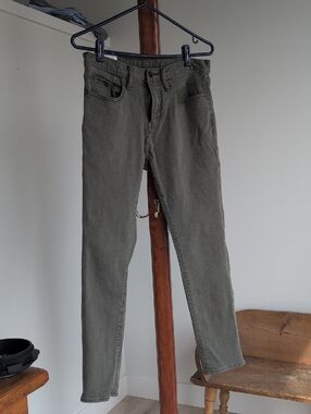 GAP Slim Jeans in Olive Green